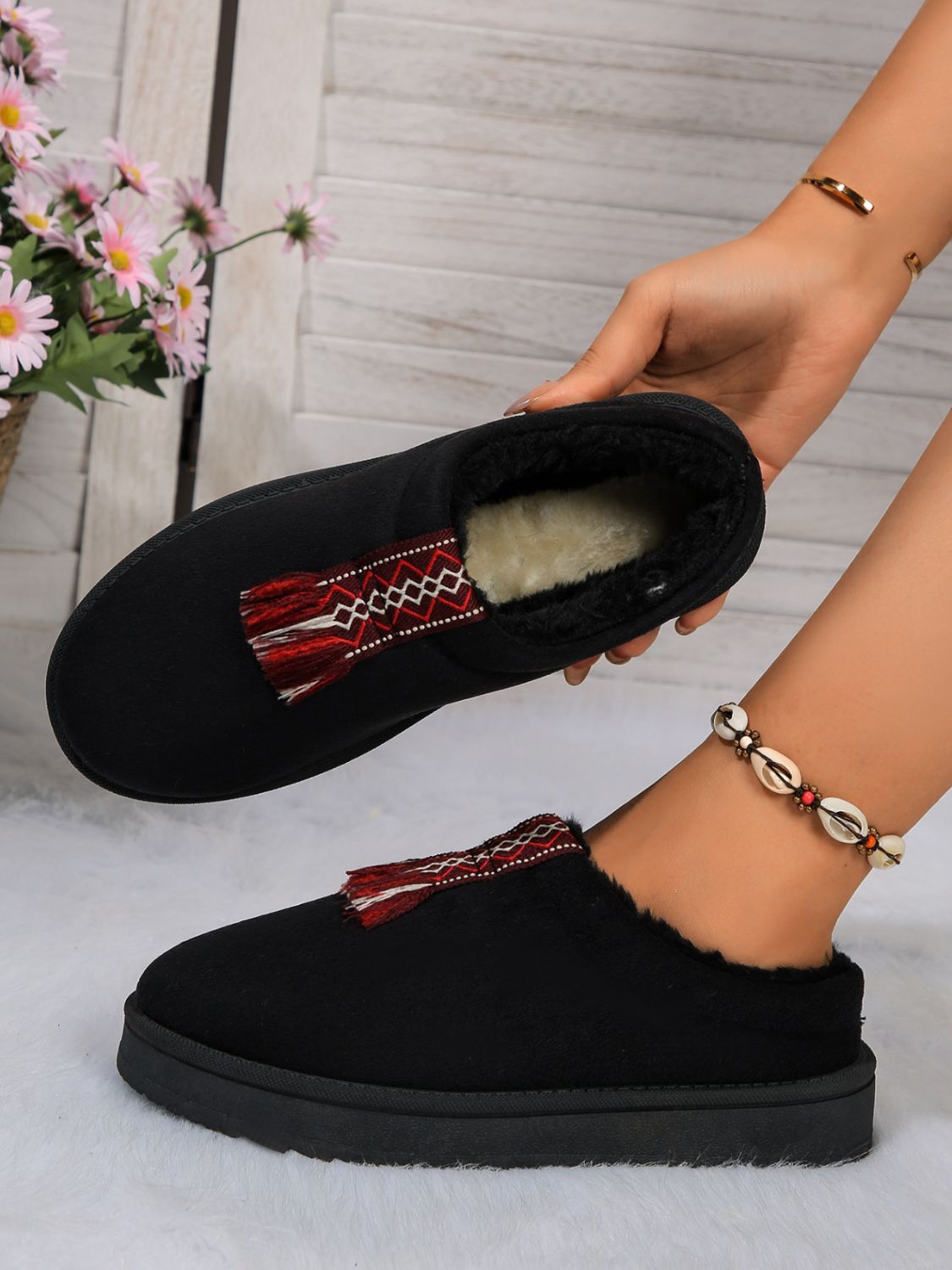 Faux Fur Suede Round Toe Platform Slippers